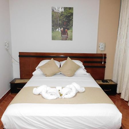 Hotel Tambopata Inn بويرتو مالدونادو المظهر الخارجي الصورة